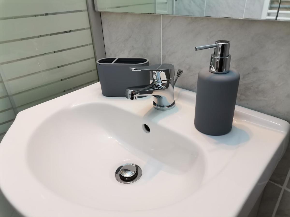 Апартаменти Apartament Giulia Фегераш Екстер'єр фото